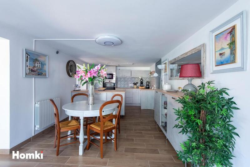 Villa - 180 m² - 7 pièces