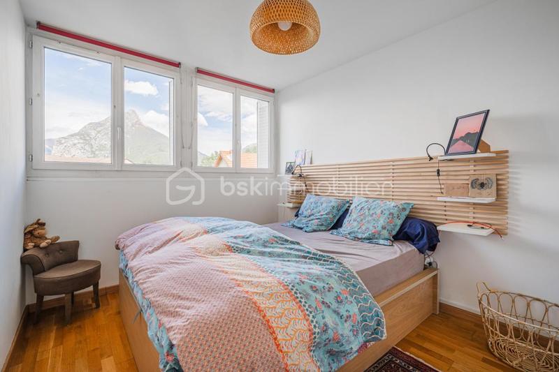 Appartement - 90 m² - 4 pièces