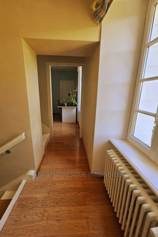 Maison - 198 m² - 10 pièces