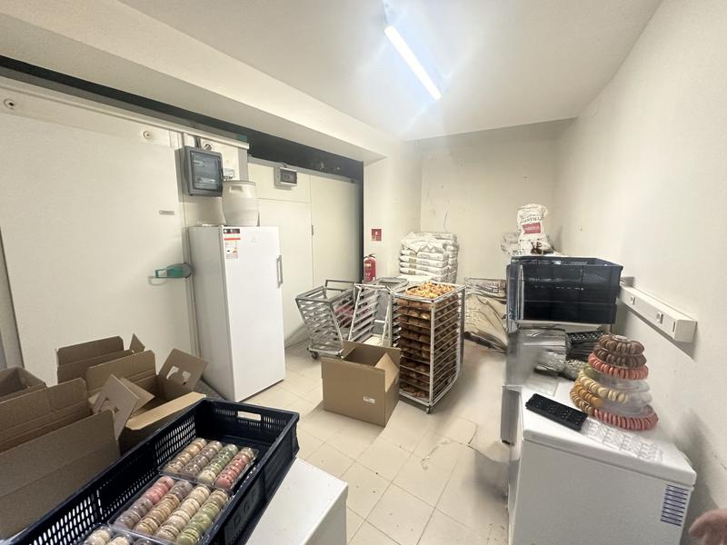 Fonds de commerce - 300 m²