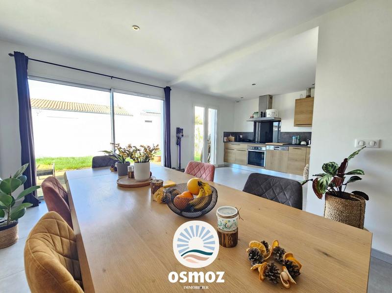 Maison traditionnelle - 87 m² - 4 pièces