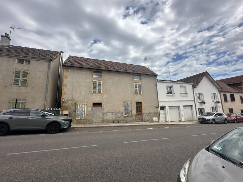 Maison de village - 160 m² - 7 pièces