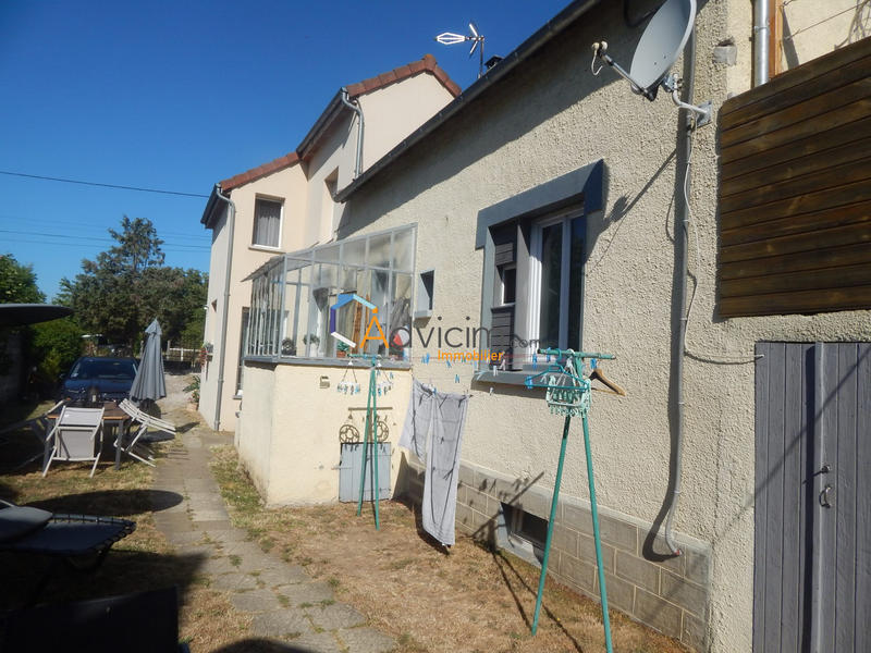 Maison traditionnelle - 149 m² - 7 pièces