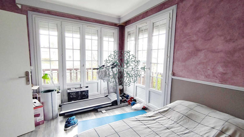 Propriété - 158 m² - 6 pièces