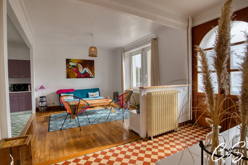 Maison ancienne - 193 m² - 7 pièces