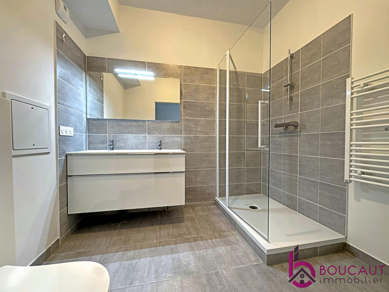 Appartement - 101 m² - 5 pièces