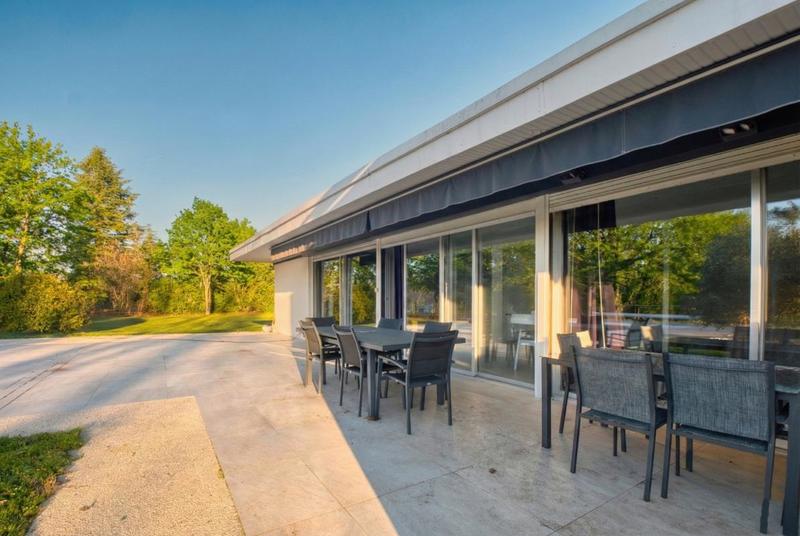 Pavillon - 135 m² - 6 pièces