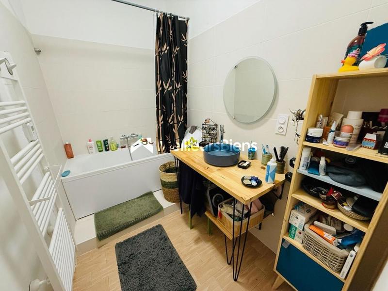 Maison - 182 m² - 7 pièces