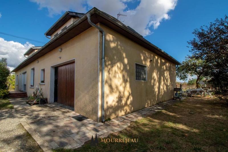 Maison - 280 m² - 9 pièces