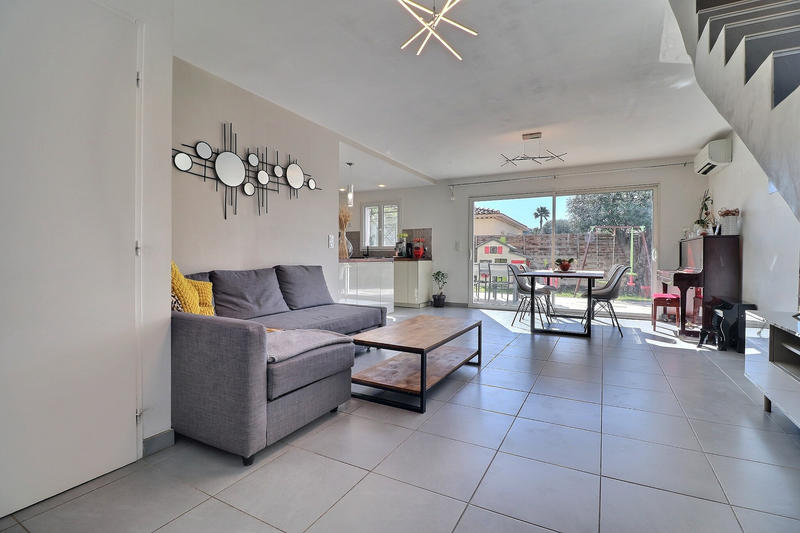 Maison - 86 m² - 4 pièces