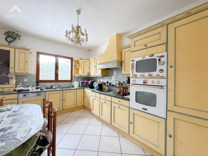 Maison - 193 m² - 7 pièces