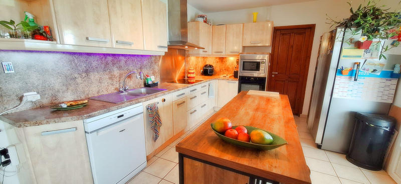 Maison - 128 m² - 4 pièces