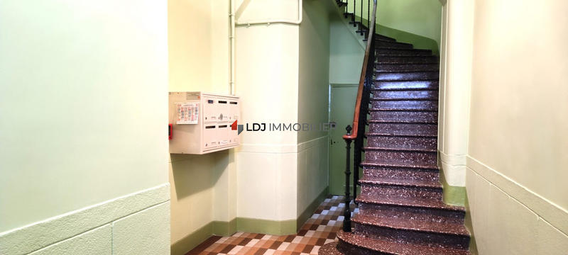 Appartement - 100 m² - 3 pièces