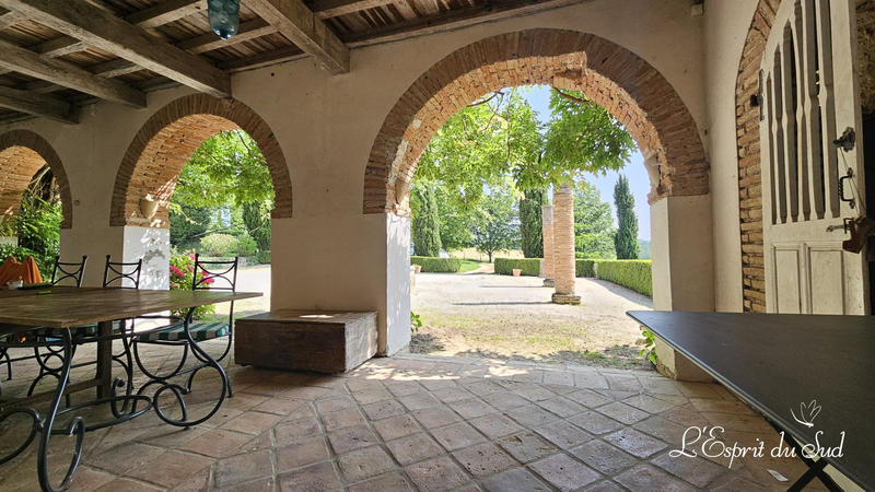 Bastide - 301 m² - 9 pièces