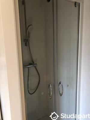 Chambre - 9 m² - 1 pièce