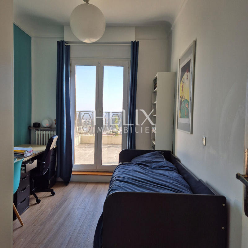 Maison - 600 m² - 17 pièces