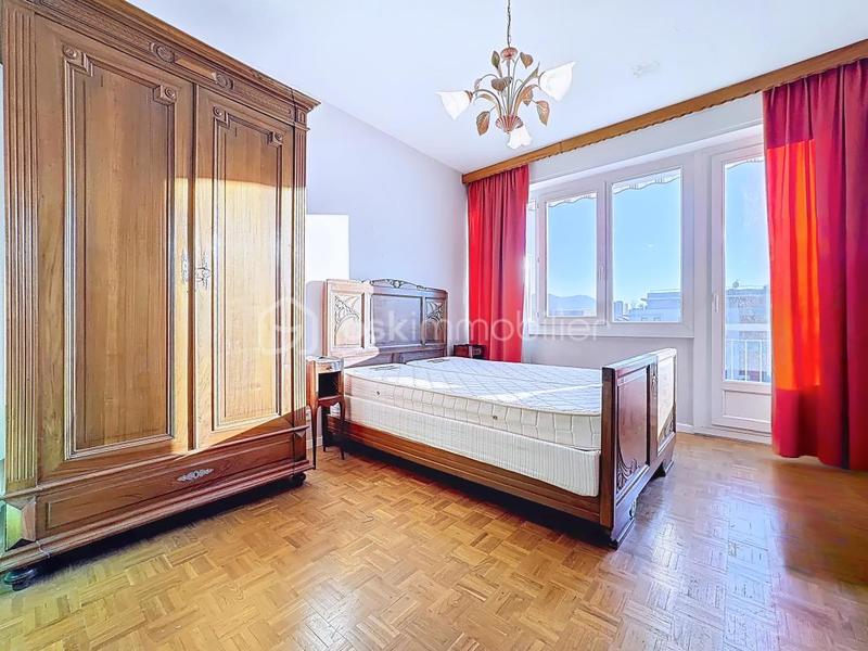 Appartement - 88 m² - 3 pièces