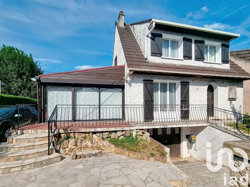 Maison - 136 m² - 6 pièces