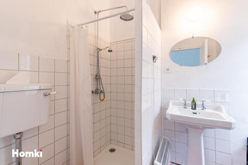 Maison - 203 m² - 7 pièces