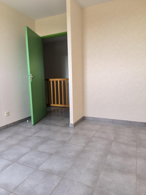 Maison jumelée - 106 m² - 4 pièces