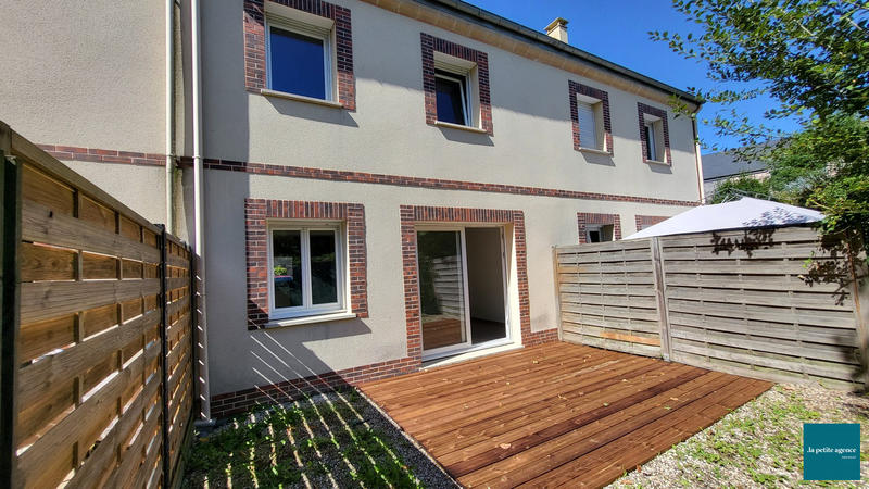 Maison - 97 m² - 4 pièces