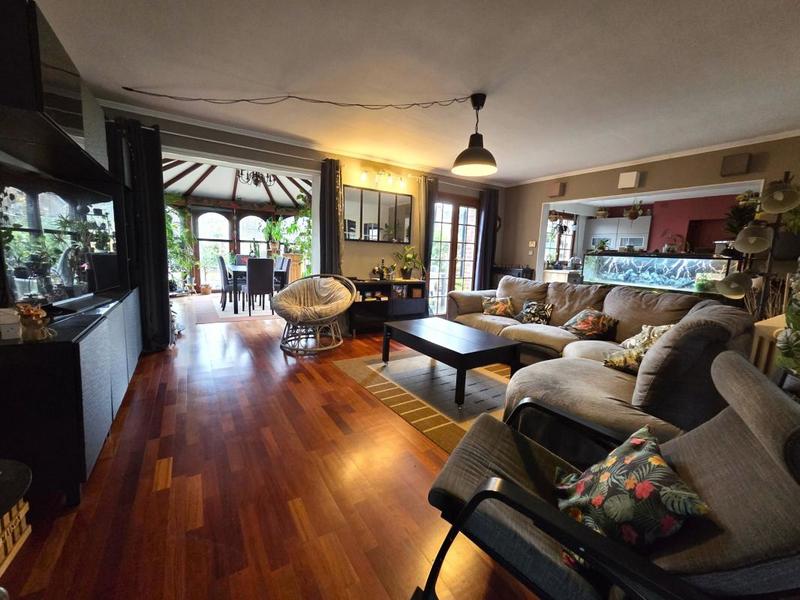 Maison - 145 m² - 7 pièces