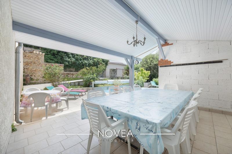 Maison ancienne - 210 m² - 5 pièces