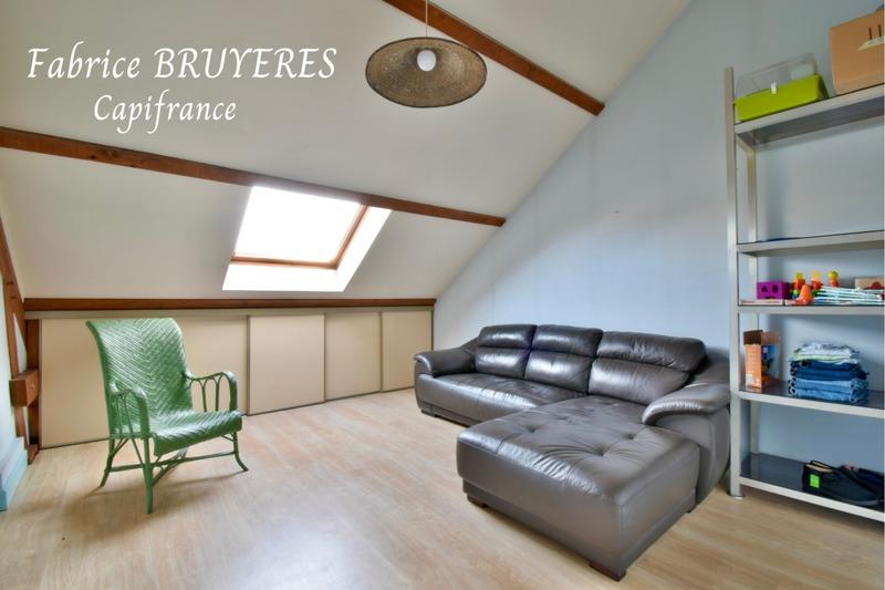 Maison - 180 m² - 8 pièces