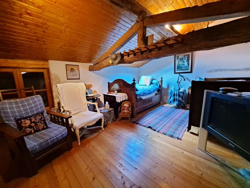 Maison - 186 m² - 5 pièces