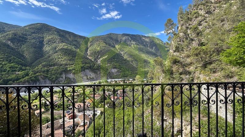 Maison ancienne - 103 m² - 5 pièces