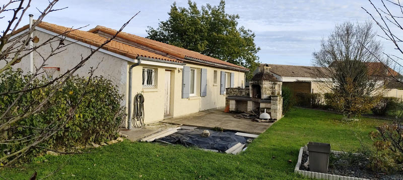 Maison - 90 m² - 5 pièces