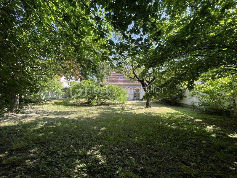 Maison traditionnelle - 92 m² - 5 pièces