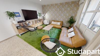 Chambre - 9 m² - 1 pièce