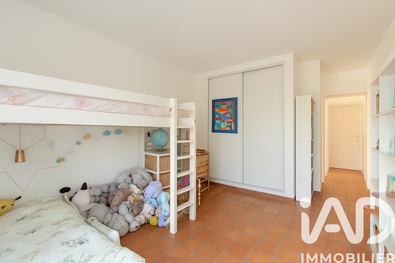 Appartement - 93 m² - 4 pièces