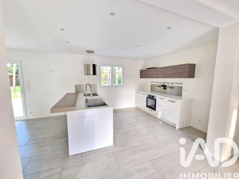 Maison - 160 m² - 7 pièces