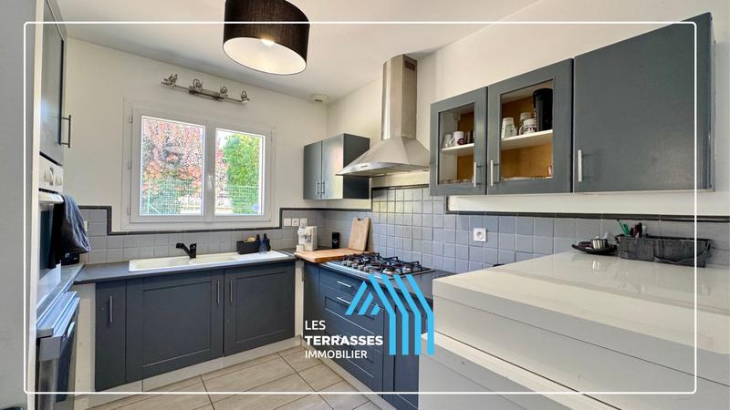 Maison - 93 m² - 5 pièces