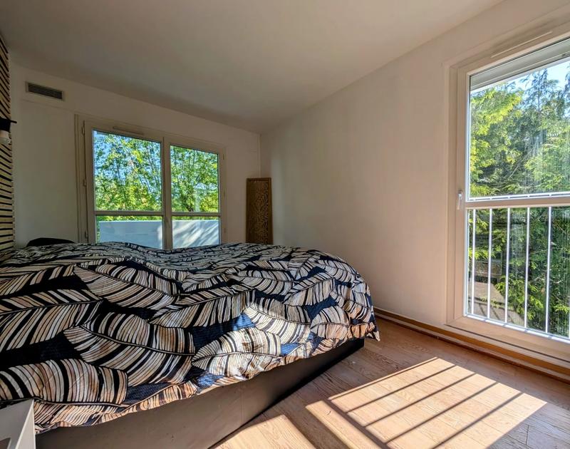 Appartement - 84 m² - 4 pièces