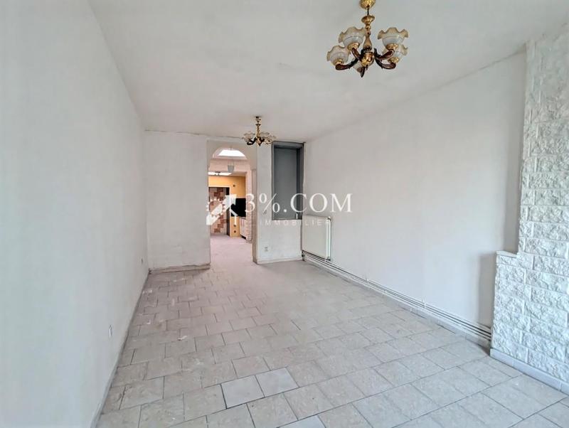 Maison - 93 m² - 5 pièces