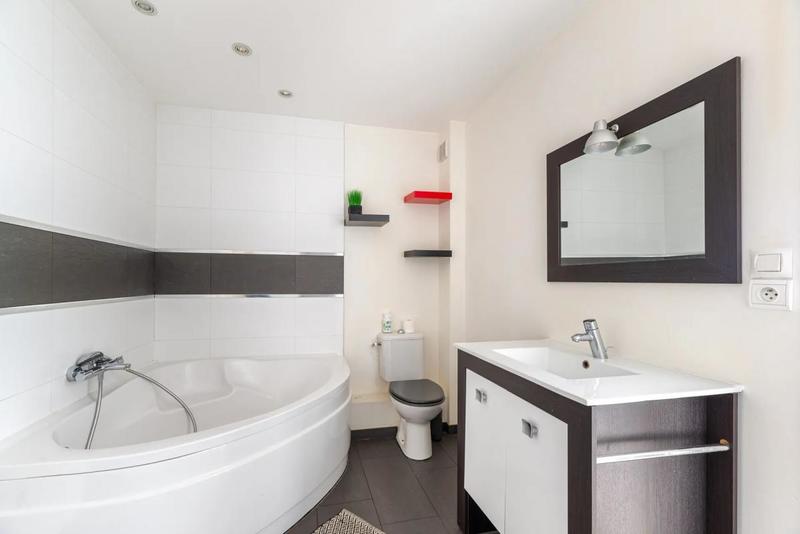 Appartement - 200 m² - 4 pièces