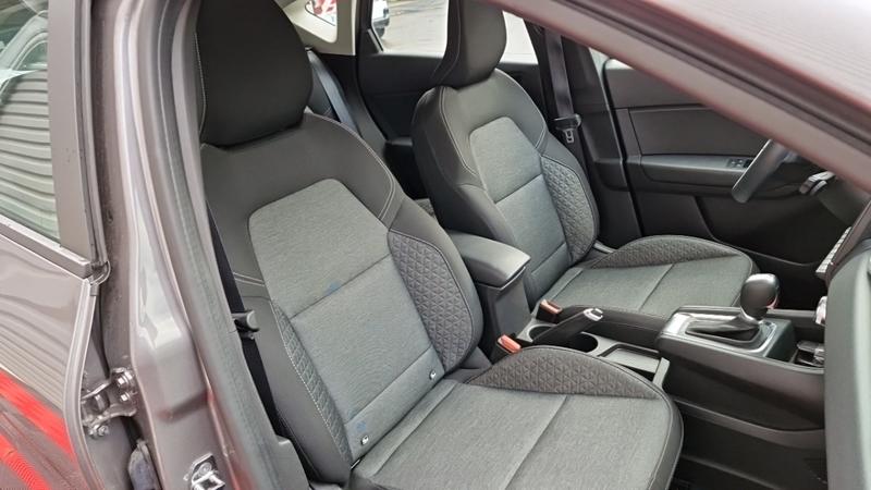 Renault Captur E-Tech 145 - 21 Business