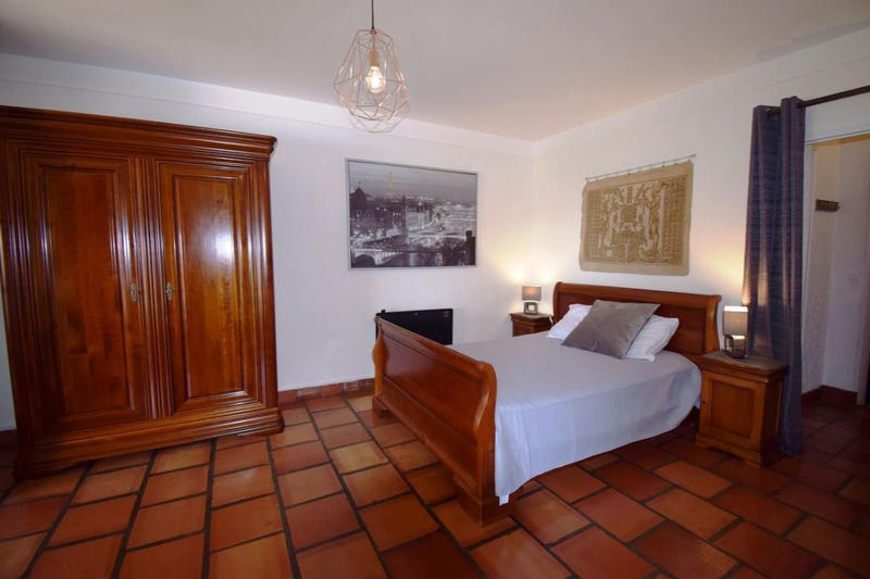 Maison - 253 m² - 8 pièces