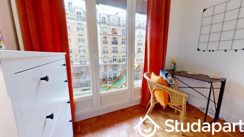 Chambre - 12 m² - 1 pièce