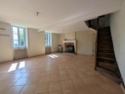 Maison ancienne - 172 m² - 8 pièces