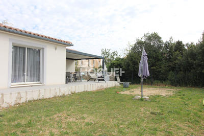 Maison - 95 m² - 4 pièces