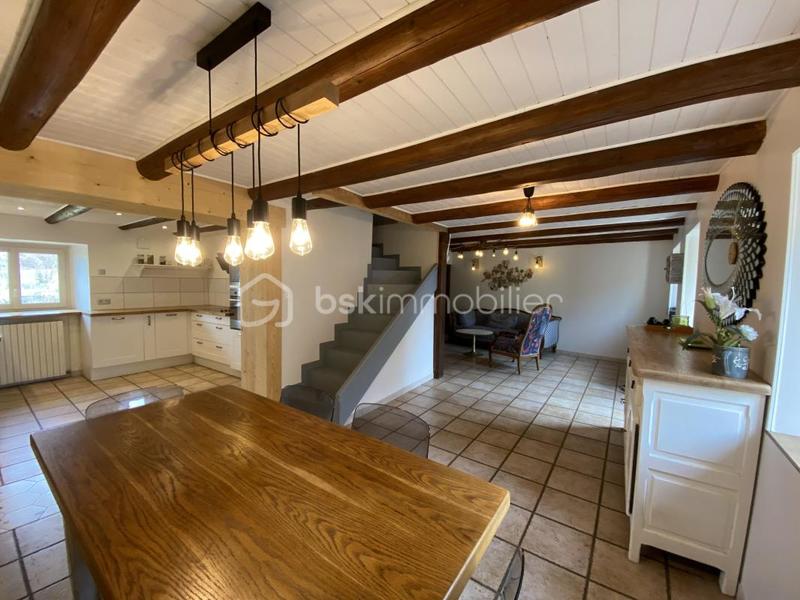 Corps de ferme - 190 m² - 5 pièces