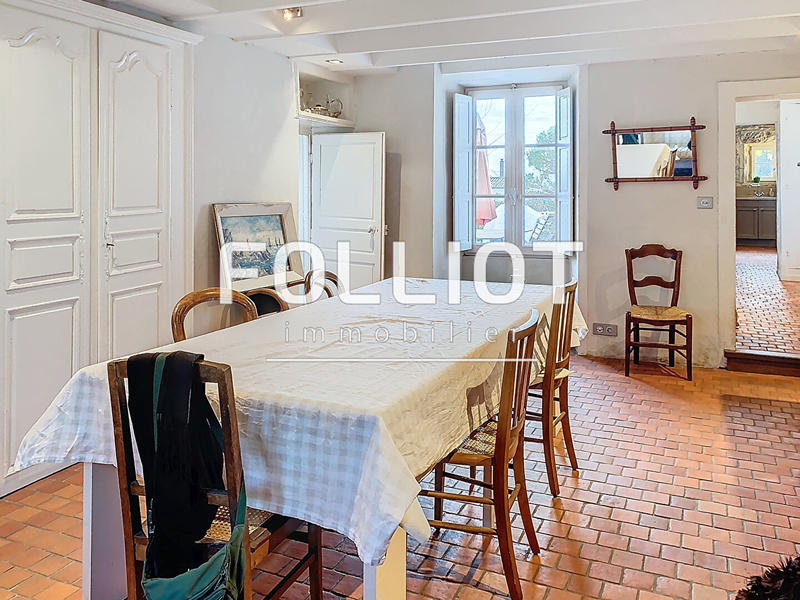 Maison - 158 m² - 6 pièces