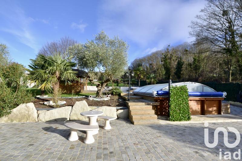 Maison - 120 m² - 6 pièces