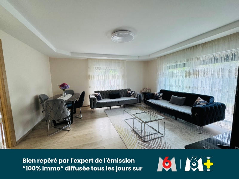 Maison - 235 m² - 11 pièces