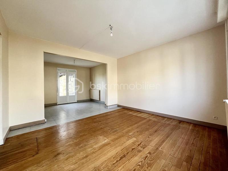 Maison - 93 m² - 4 pièces