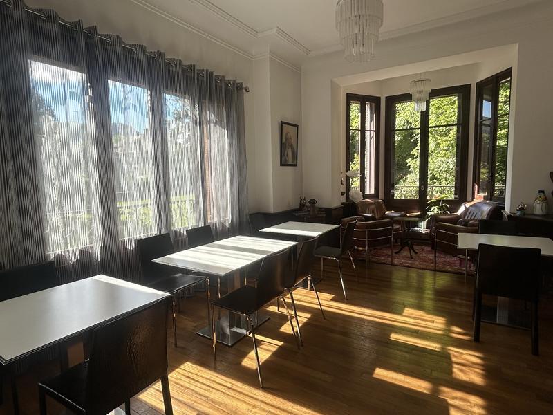 Manoir - 1 000 m² - 26 pièces